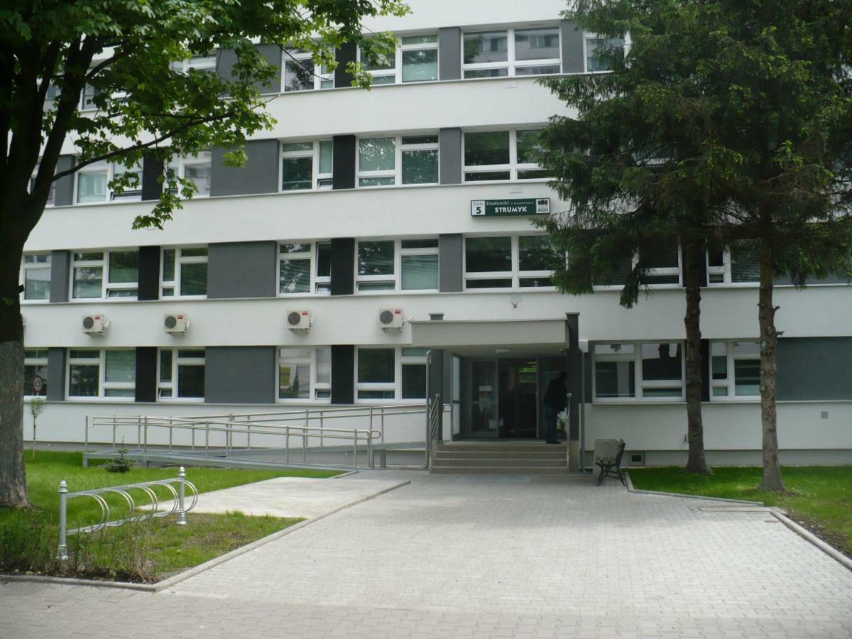 Strumyk Albergue Cracovia Exterior foto