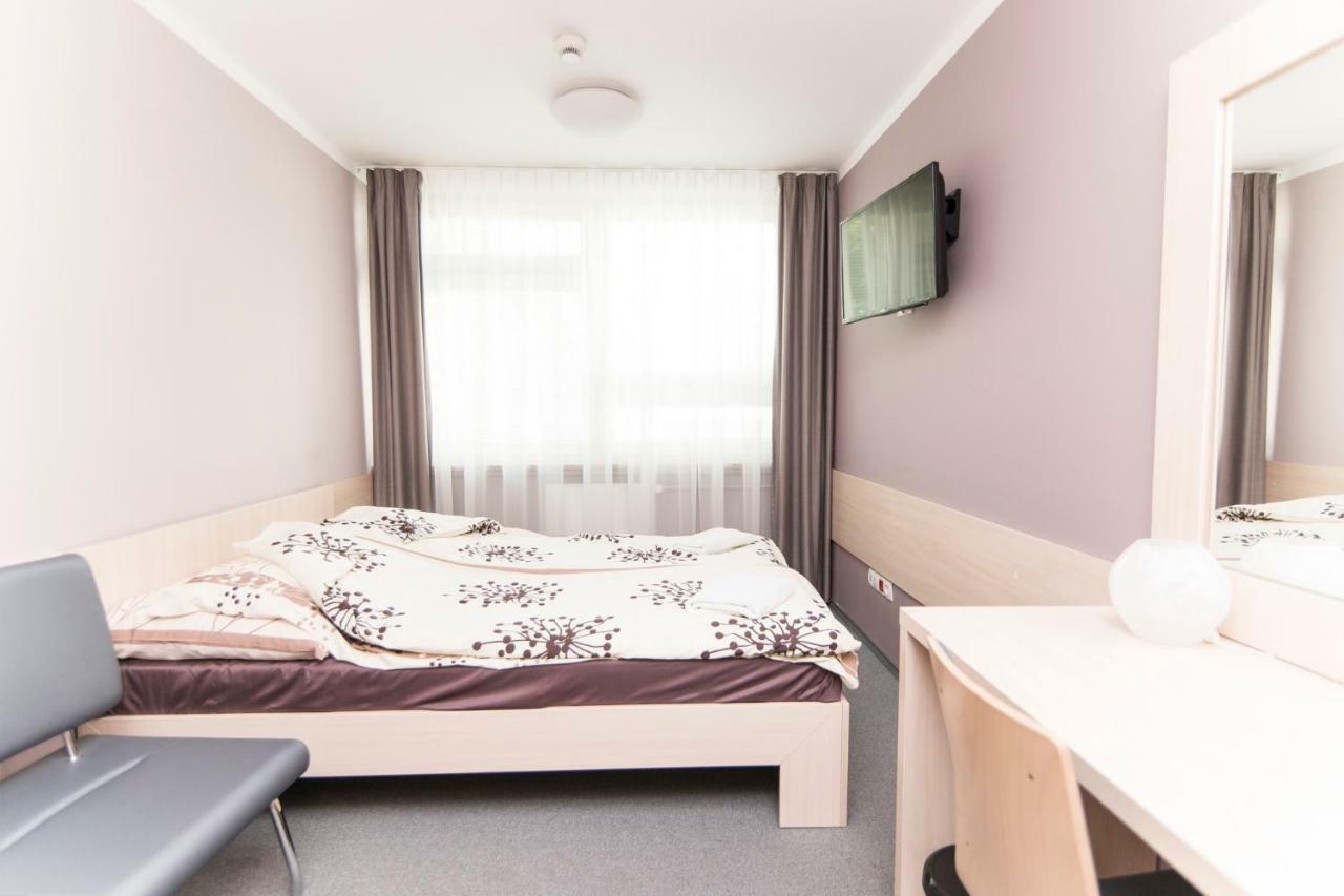 Strumyk Albergue Cracovia Exterior foto